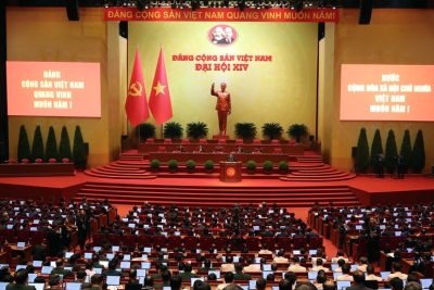 TỰ HÀO VỀ ĐẢNG QUANG VINH VÀ NGUYỆN MỘT LÒNG THEO ĐẢNG